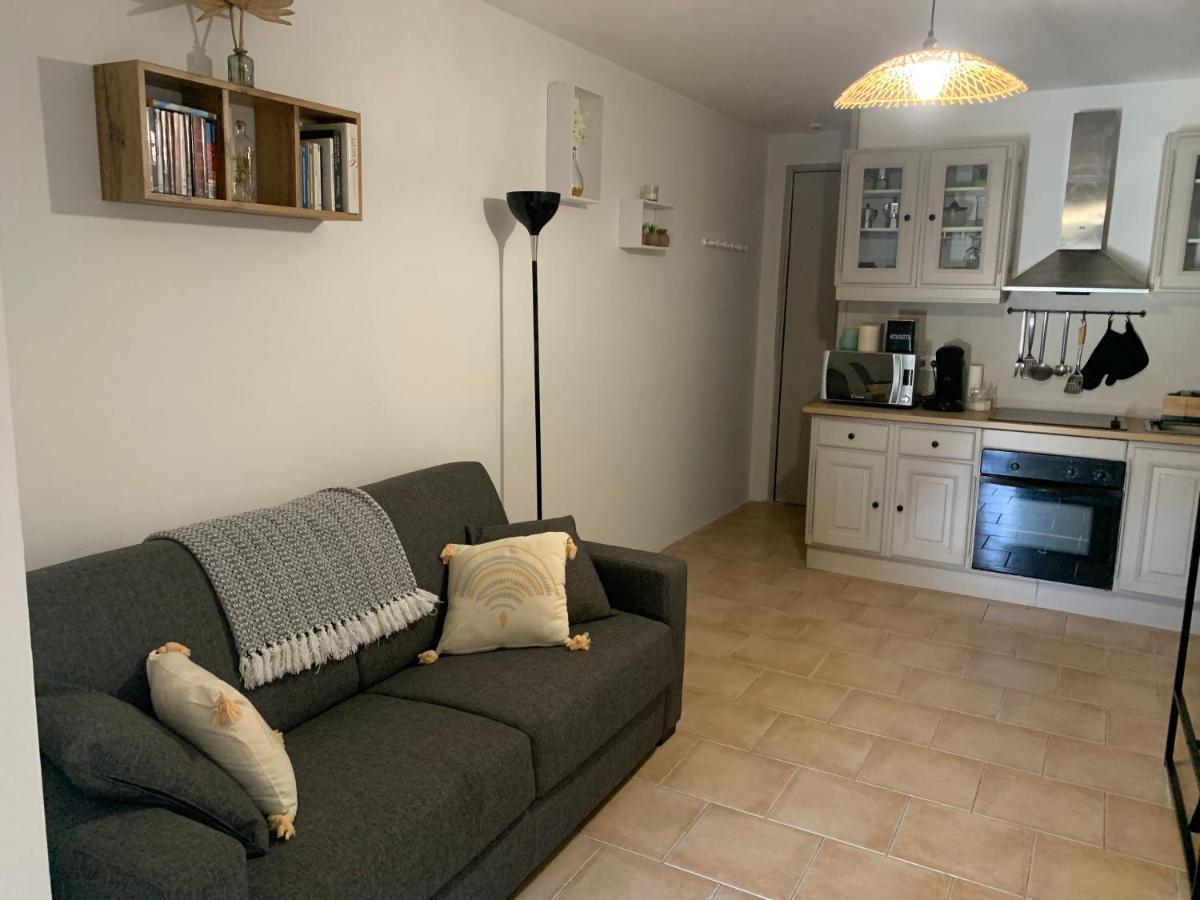 Equipe De 27m2, A 100m De La Mer, Et 500m Des Commerces Algajola (Corsica)